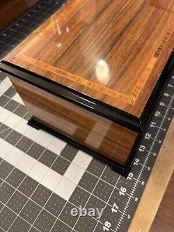 Reuge Inlaid Case 72 Valve/key, 5 Cylinder 15 Songs Music Box Interchange in box
