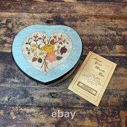 Reuge Inlaid Heart-Shaped Music Box Sorrento Specialties / Made in Italy