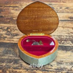 Reuge Inlaid Heart-Shaped Music Box Sorrento Specialties / Made in Italy