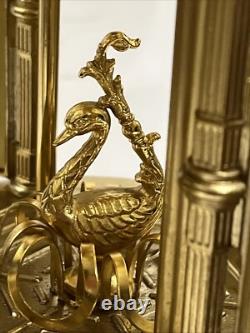 Reuge Lipstick Cigarette Holder Marble Italy Movement Music Box With Swan