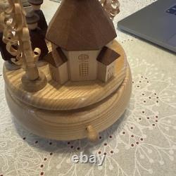 Reuge Music Box Carol Church Scene Silent Night Erzgebirge Style