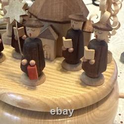 Reuge Music Box Carol Church Scene Silent Night Erzgebirge Style