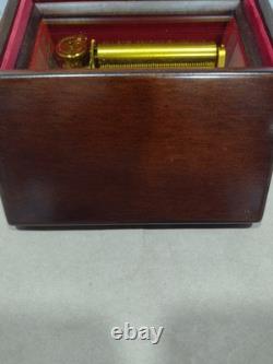 Reuge Music Box Switzerland Ch4/50 #45074 Plays 4 songs