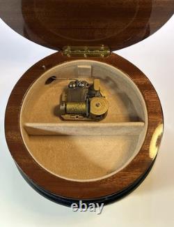 Reuge Music Box The Four Seasons Summer Butterfly Floral Inlaid Wood