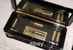 Reuge Music Box with 5.50 Interchangable MVT playing Five Classical Tunes
