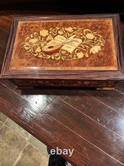 Reuge Music Disc Music Box With Set Of Six Discs 30 musical notes