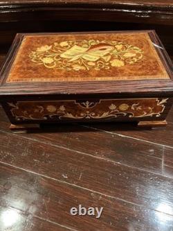 Reuge Music Disc Music Box With Set Of Six Discs 30 musical notes