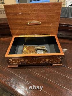 Reuge Music Disc Music Box With Set Of Six Discs 30 musical notes