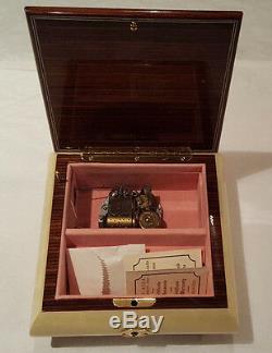 Reuge Music Star Of David Musical Jewelry Box Playing-Fiddler On The Roof