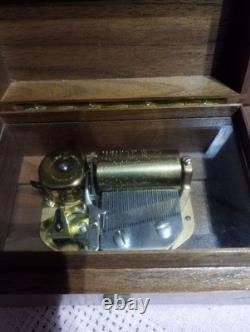 Reuge Music box 36-note