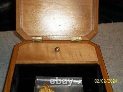 Reuge Musical Jewelry Box 18 Note Excellent Condition 18 Variation