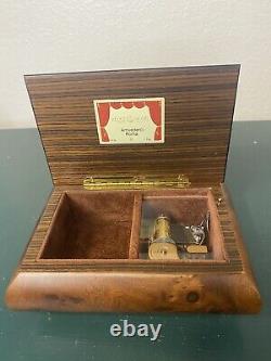 Reuge Musical Jewelry Box playing- ARRIVEDERCI ROMA