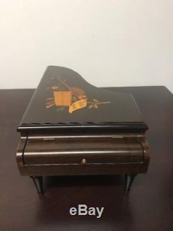Reuge Piano Music Box 72 Notes
