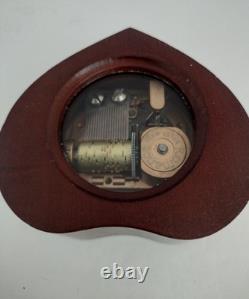Reuge Romance heart-shaped wooden music box When I Fall In Love