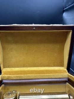 Reuge Sainte Croix CH 4/50 Tapestry Music Box 4 Songs Edelweiss WithKey 45072