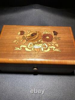 Reuge Saints-Croix Music Box 2/50 Oh Danny Boy, When Irish Eyes Are Smiling