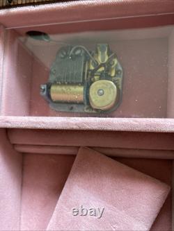 Reuge San Francisco Music Box Co Wood Laquer Memory Music Box withLocking Key