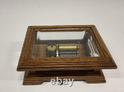 Reuge The San Francisco Music Box Co. Wood & Beveled Glass Case Lara's Theme