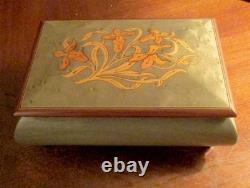 Reuge Vintage Italian Music/Jewelry Box Plays Irish Lullaby VG Condition