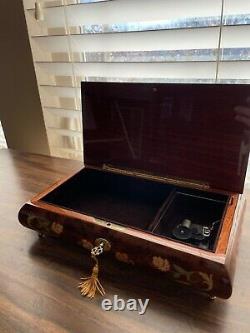 Reuge Wooden Jewelry Music Box Made In Italy Vintage Pre Owned