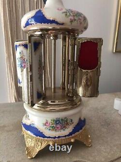 Reuge antique lipstick carousel music box