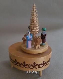 Reuge wooden Christmas music box (Germany, 1987)