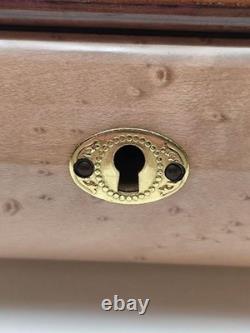 Swiss Music Box Reuge 18-Valve Jewelry