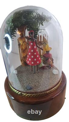 Swiss Reuge Dome Music Box with Dancer in Calypso Scene Tune Matilda Matilda