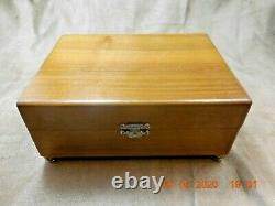 THORENS (PRE-REUGE) AD30 DISC PLAYER WALNUT MUSIC BOX With 5 DISCS (SEE VIDEO)