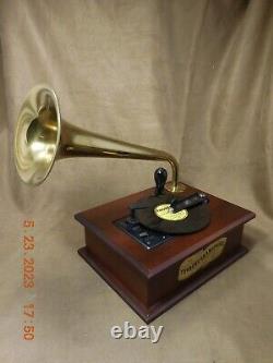 THORENS (PRE-REUGE) GRAMOPHONE AD-30 4-1/2 DISC PLAYER With 5 DISCS (SEE VIDEO)