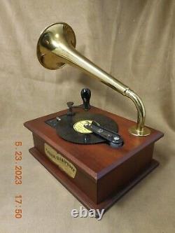 THORENS (PRE-REUGE) GRAMOPHONE AD-30 4-1/2 DISC PLAYER With 5 DISCS (SEE VIDEO)