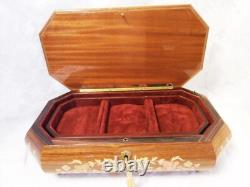 VINTAGE ITALIAN INLAID WOOD REUGE MUSICAL JEWELRY BOX WithKEY LARGE 14.75x7.25x3.7