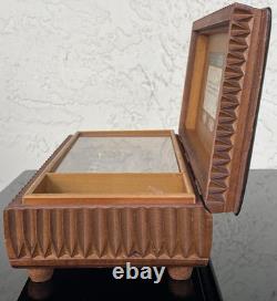 VINTAGE MCM Geometric Marquetry REUGE MUSIC BOX 72/3 Saint Croix RARE Works VINTAGE MCM Geometric Marquetry REUGE MUSIC BOX 72/3 Saint Croix RARE Works