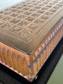 VINTAGE MCM Geometric Marquetry REUGE MUSIC BOX 72/3 Saint Croix RARE Works