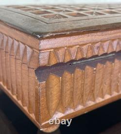 VINTAGE MCM Geometric Marquetry REUGE MUSIC BOX 72/3 Saint Croix RARE Works