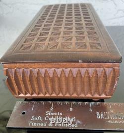 VINTAGE MCM Geometric Marquetry REUGE MUSIC BOX 72/3 Saint Croix RARE Works