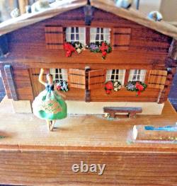 VINTAGE REUGE SWISS YODEL WOOD CHALET DANCING BALLERINA MUSIC BOX Happy Wanderer