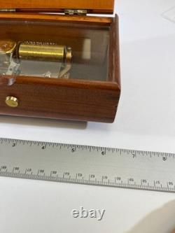 VTG Music Box Reuge Hawaii 2006 Kaida Romance Hyatt Waikiki Island Gift DS68