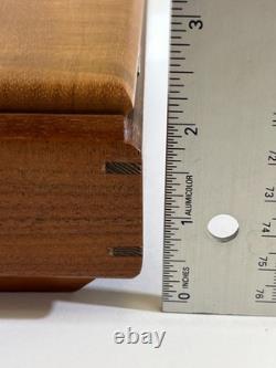 VTG Music Box Reuge Hawaii 2006 Kaida Romance Hyatt Waikiki Island Gift DS68