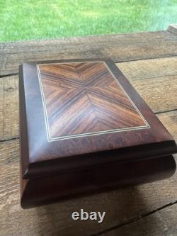 VTG Reuge Music Box Burlwood Inlay Plays Music of the Night Swiss Model 6309