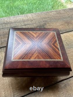 VTG Reuge Music Box Burlwood Inlay Plays Music of the Night Swiss Model 6309