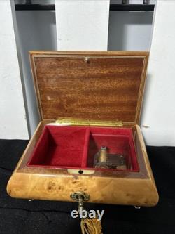 VTG wooden music&jewelry box, Italy, burlwood exterior. Red velvet Inside