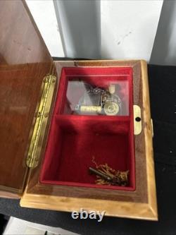 VTG wooden music&jewelry box, Italy, burlwood exterior. Red velvet Inside