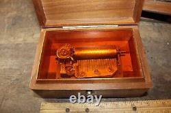 Vintage 1954 Reuge Switzerland Walnut Music Box Auberson 51 Note #941