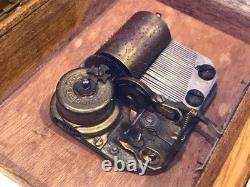 Vintage Antique Key Wind REUGE swiss cylinder music box, 2 Airs Song