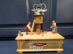 Vintage Erzgebirge Germany Reuge Wood Hand Crank Music Box Feeding Doves
