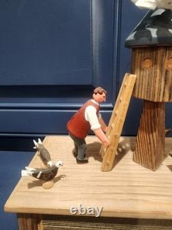 Vintage Erzgebirge Germany Reuge Wood Hand Crank Music Box Feeding Doves