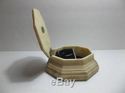 Vintage INCOLAY STUDIOS Stone Musical JEWELRY Box Carved Face BEIGE SIGNED