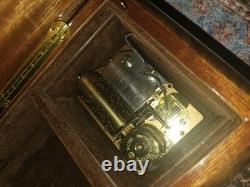 Vintage Italian Inlaid Wood Sorrento Music Box Reuge Switzerland Working