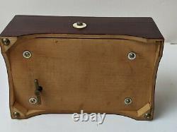 Vintage Lador Swiss Music Box 3 Tunes 50 Notes Plays Great Walnut Shield Case